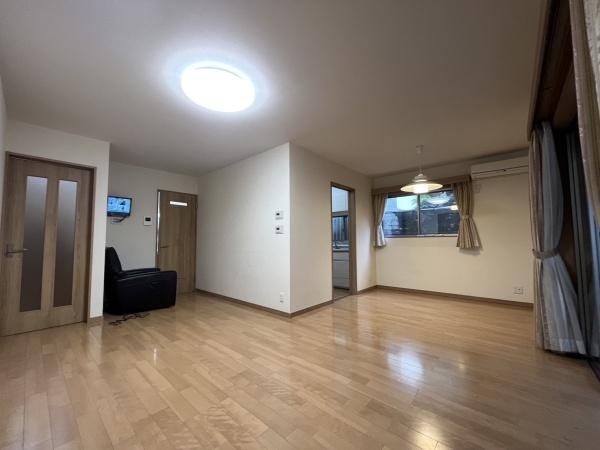 東大成２丁目貸家