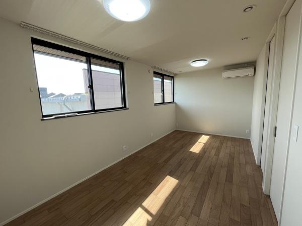 上尾市本町６丁目戸建