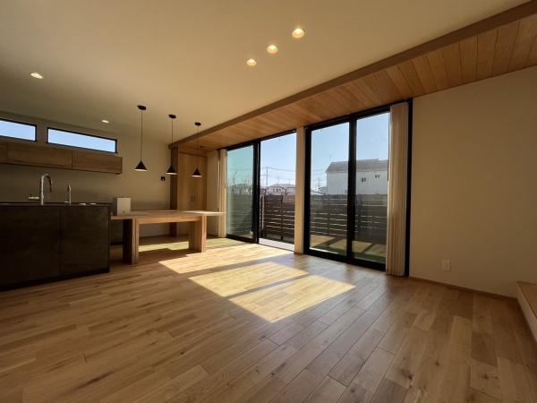 上尾市本町６丁目戸建