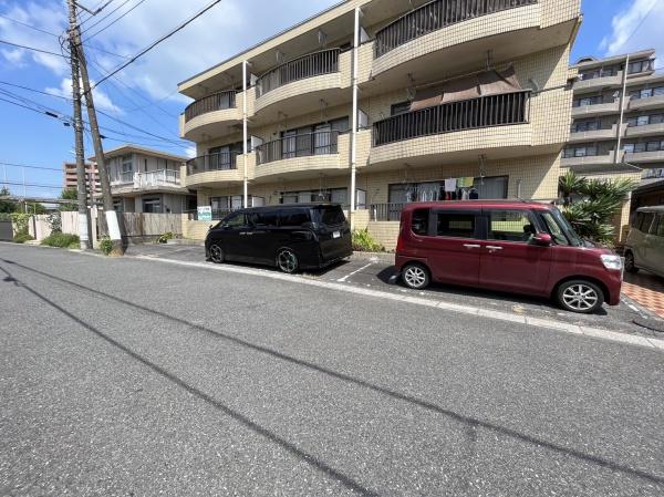 シャルマン島村