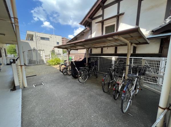 シャルマン島村