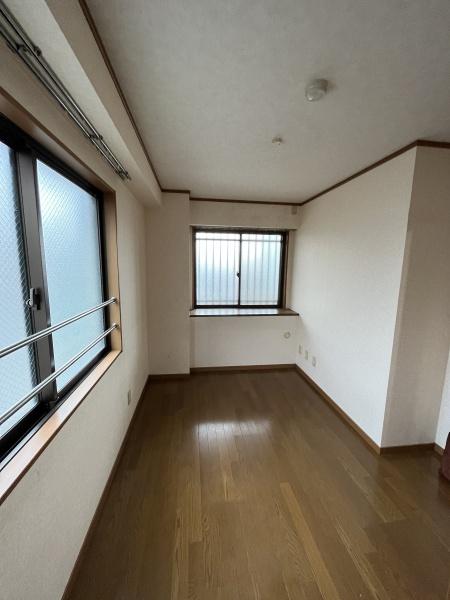 アイリス大宮参番館