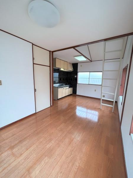 松戸市大谷口のアパート