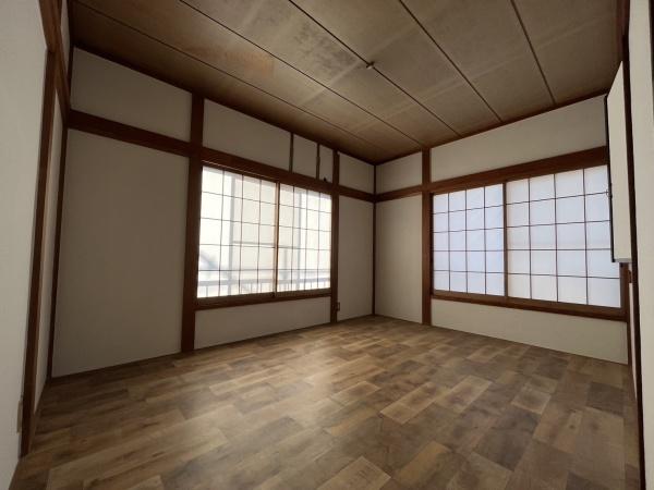 上尾市小泉8丁目貸家