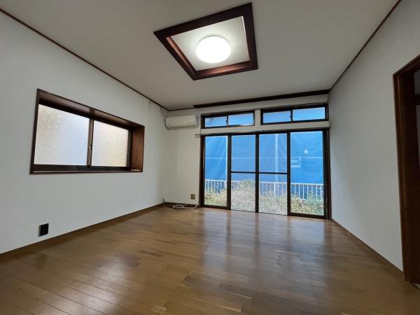 上尾市小泉8丁目貸家