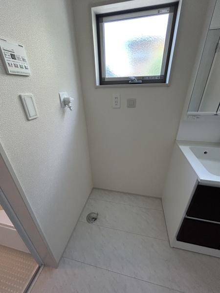 さいたま市西区内野本郷０１