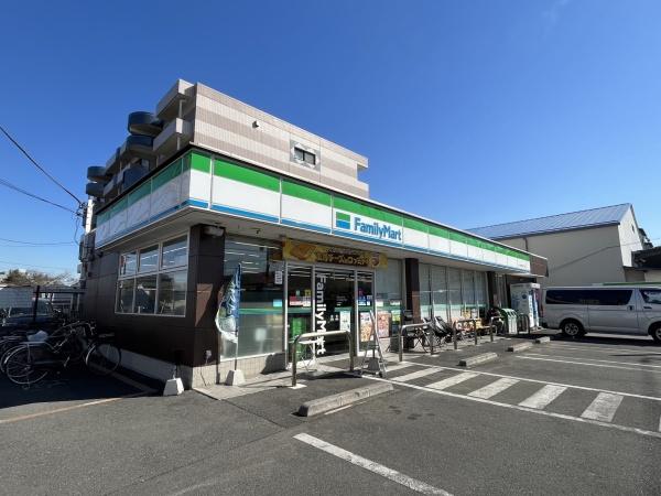 さいたま市桜区栄和２丁目(ファミリーマート)
