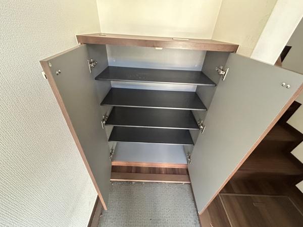 さいたま市中央区上峰２丁目のアパート
