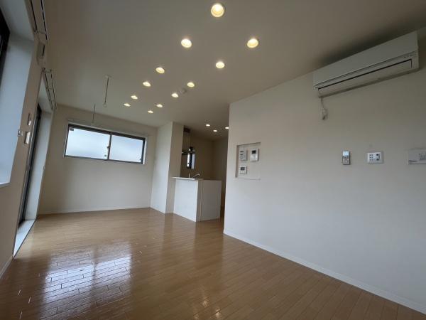 ラディーチェ　Ａ棟