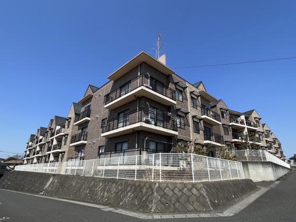 ロイヤルヒルズA棟