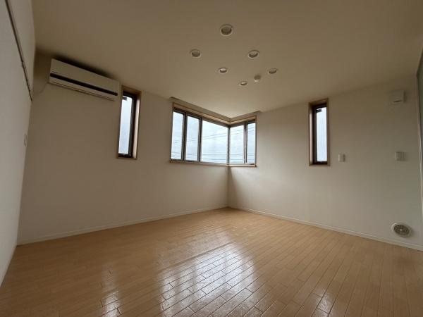 ラディーチェ　Ｂ棟