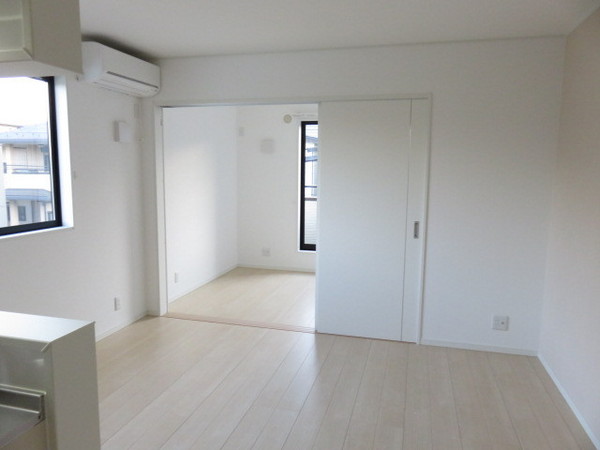 ＦＬＯＲＡＬ　ＣＯＵＲＴ　大成