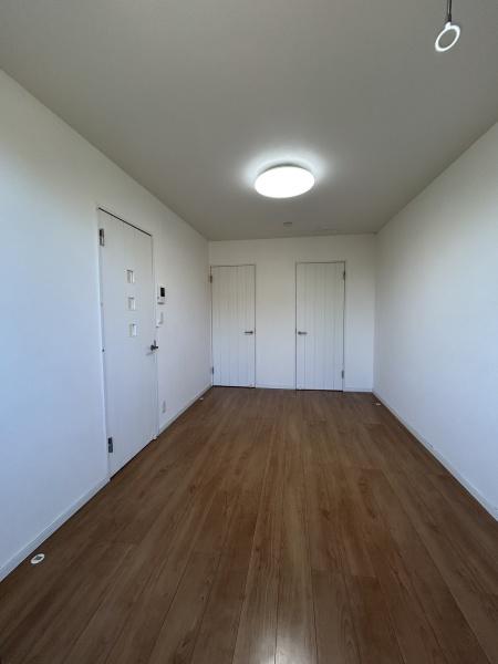 ウエストハイム草加小山