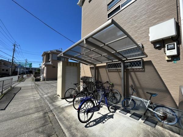 ウエストハイム草加小山