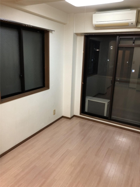 シャトー三和船場