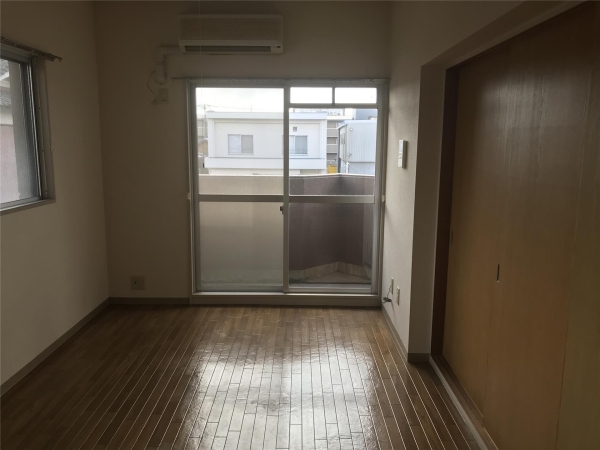 ロイヤルメゾン白浜
