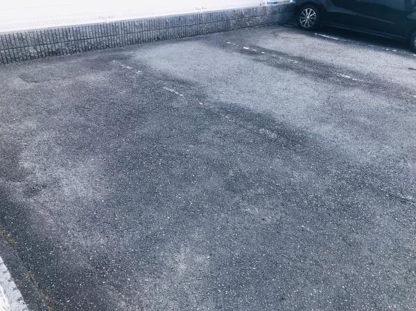 K・HOUSE(駐車場)