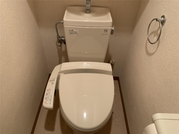 シャトー三和南車崎