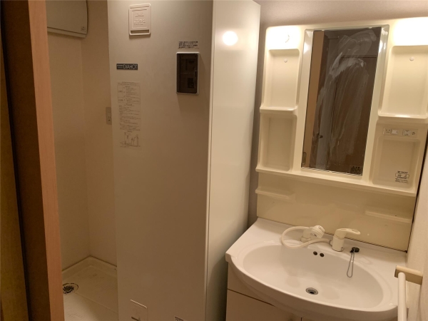 シャトー三和南車崎