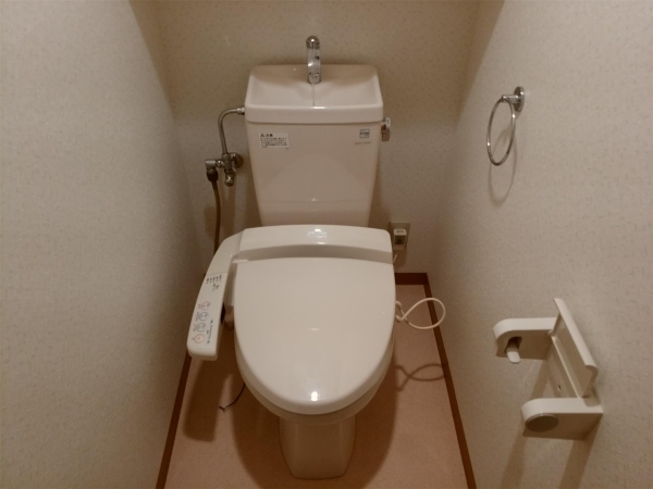 シャトー三和南車崎
