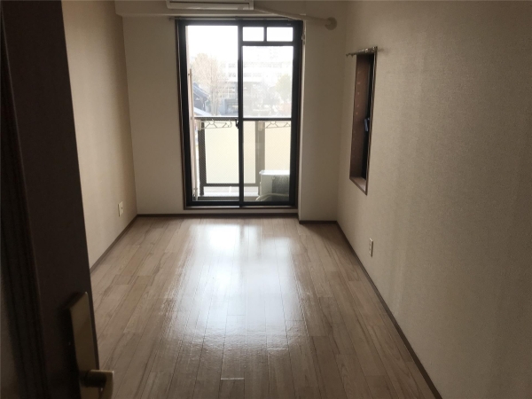 シャトー三和船場