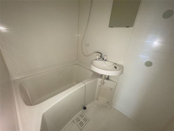 シャトー三和船場