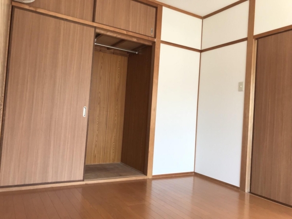 寿ハイツ(収納)