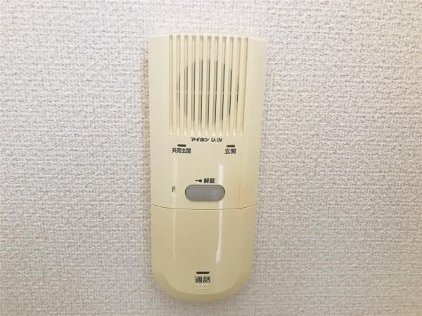 シャトー三和南車崎