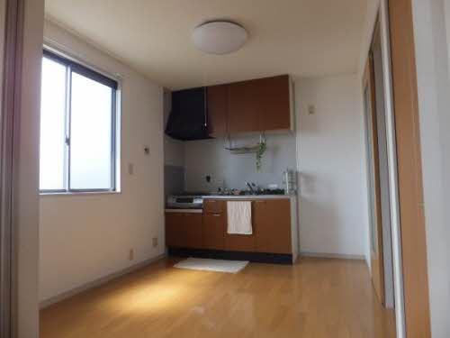 ファミーユ中野 A棟(リビング)