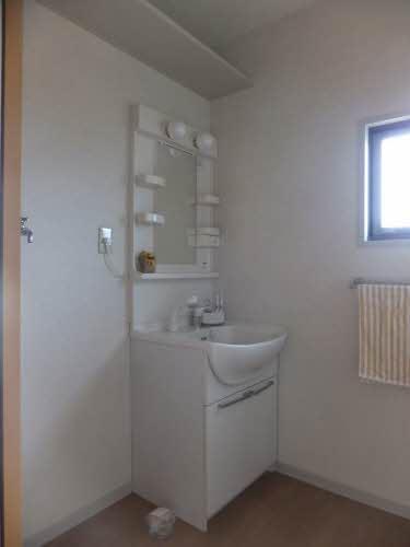 ファミーユ中野 A棟(洗面台・洗面所)