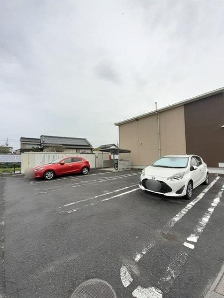 グレイス ベル 2(駐車場)