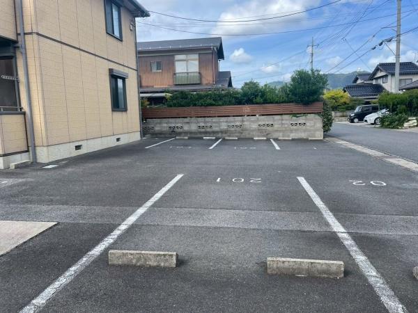 ファミーユ中野　Ａ棟