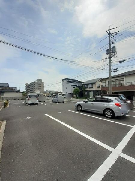 グランメール旗ヶ崎１