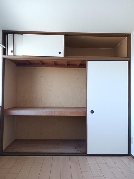 グランメール旗ヶ崎１