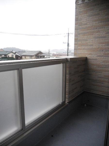 米子市旗ヶ崎6丁目のアパート(バルコニー)