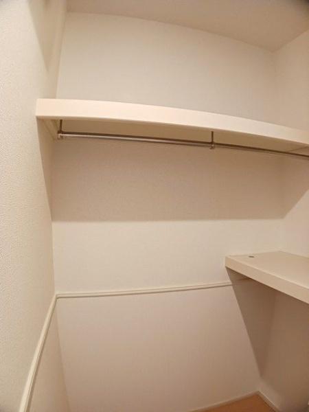 ブライト　スクエア３　Ａ