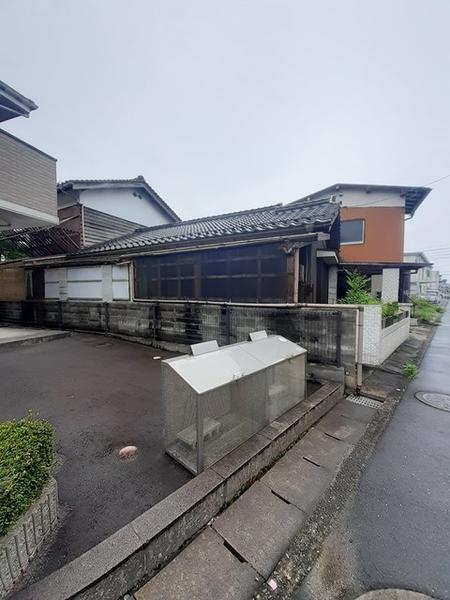 プラムフィールド
