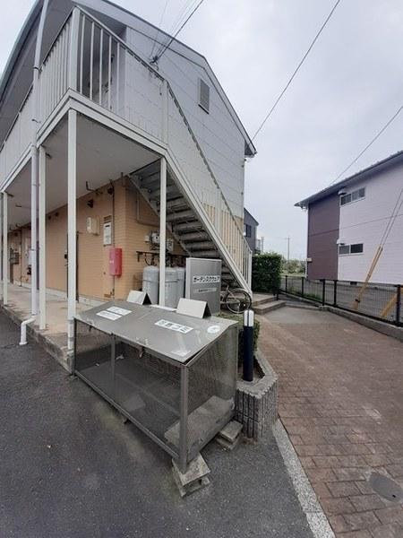 境港市芝町のアパート