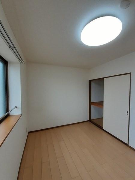 グランメール旗ヶ崎１