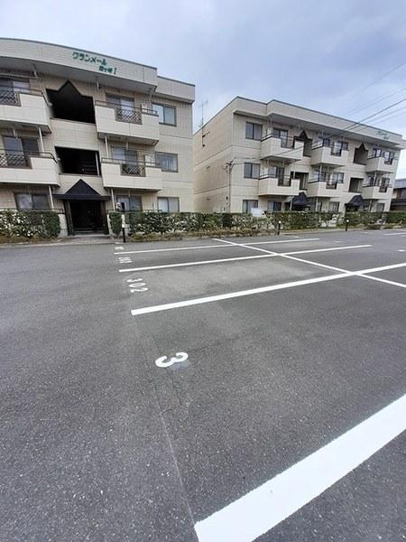 グランメール旗ヶ崎１