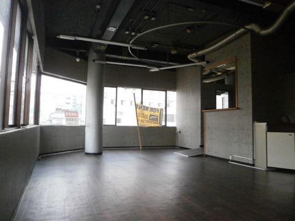 茶町（野川）テナント２０１号室