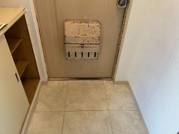 東山ハイツ(玄関)