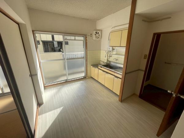 東山ハイツ