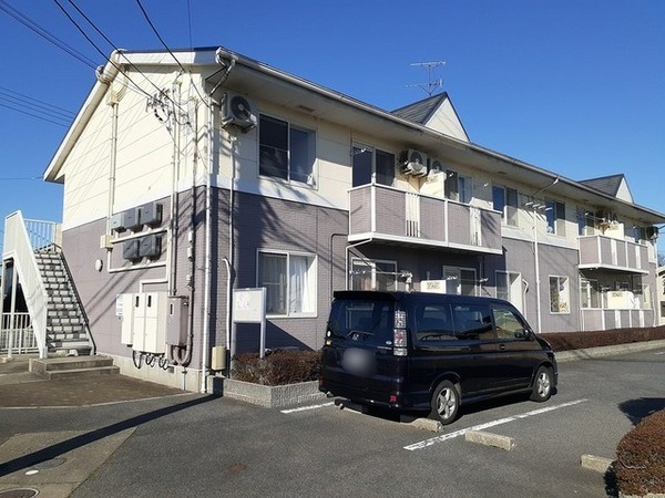 境港市三軒屋町のアパート