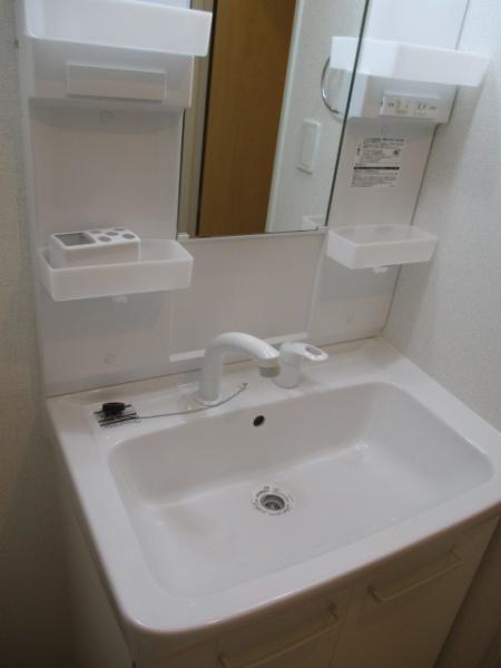 ウォールナット東福原Ｂ