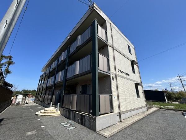 グランシャリオ新開