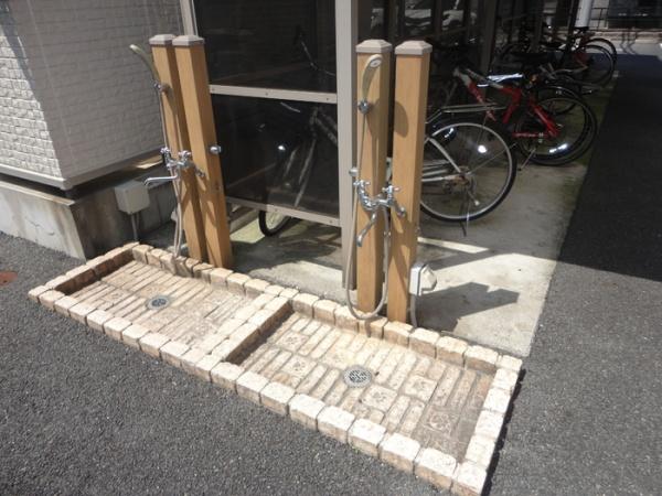 リビングタウン両三柳　A棟