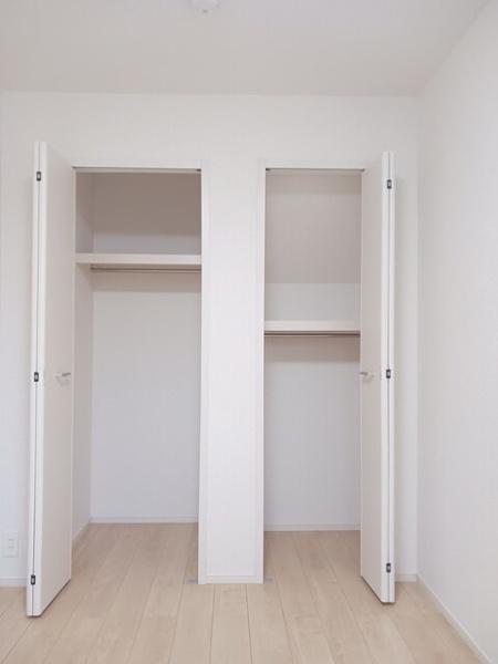 ニシキレーベン2(収納)