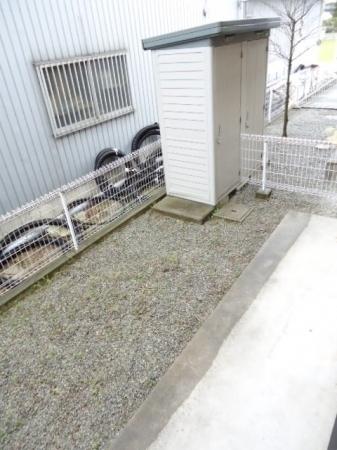 グランドール三柳 2(庭)