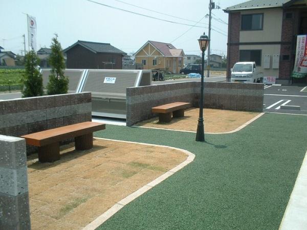 グリーン　スクエア　E棟